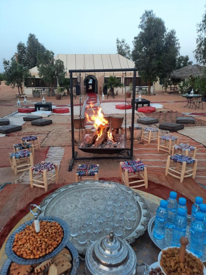 Hotel Starlit Camp à Merzouga Extérieur photo