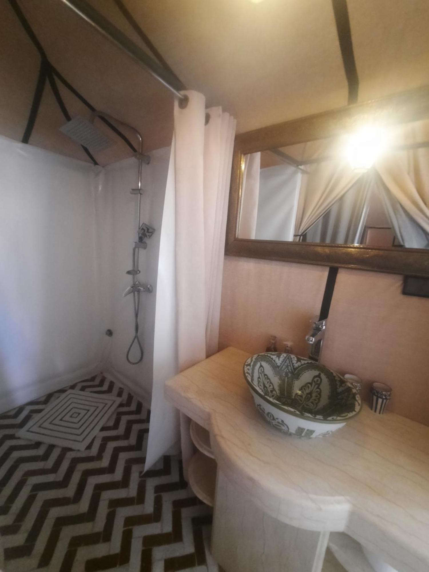 Hotel Starlit Camp à Merzouga Extérieur photo