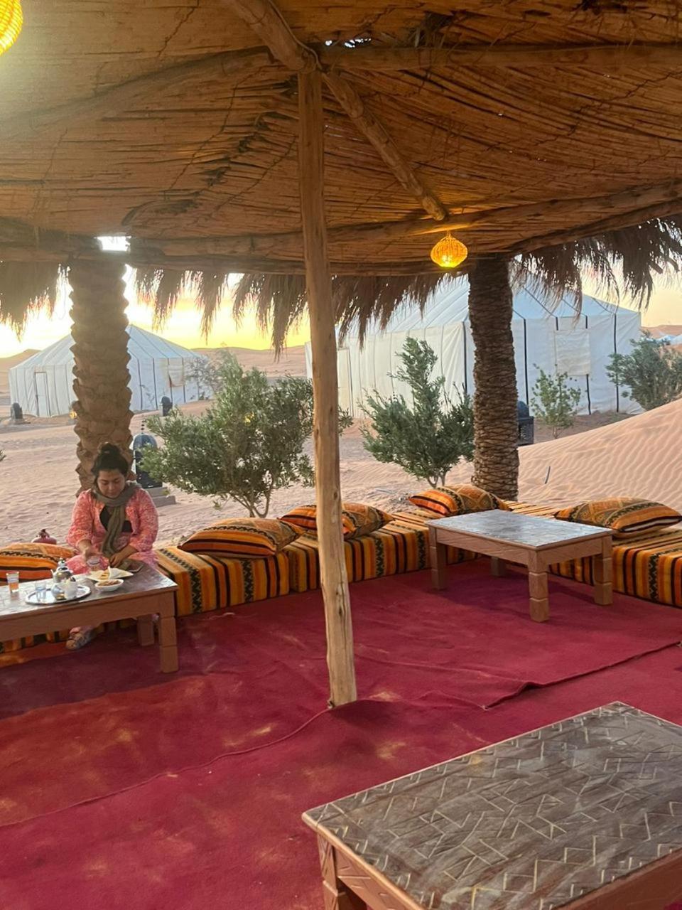 Hotel Starlit Camp à Merzouga Extérieur photo